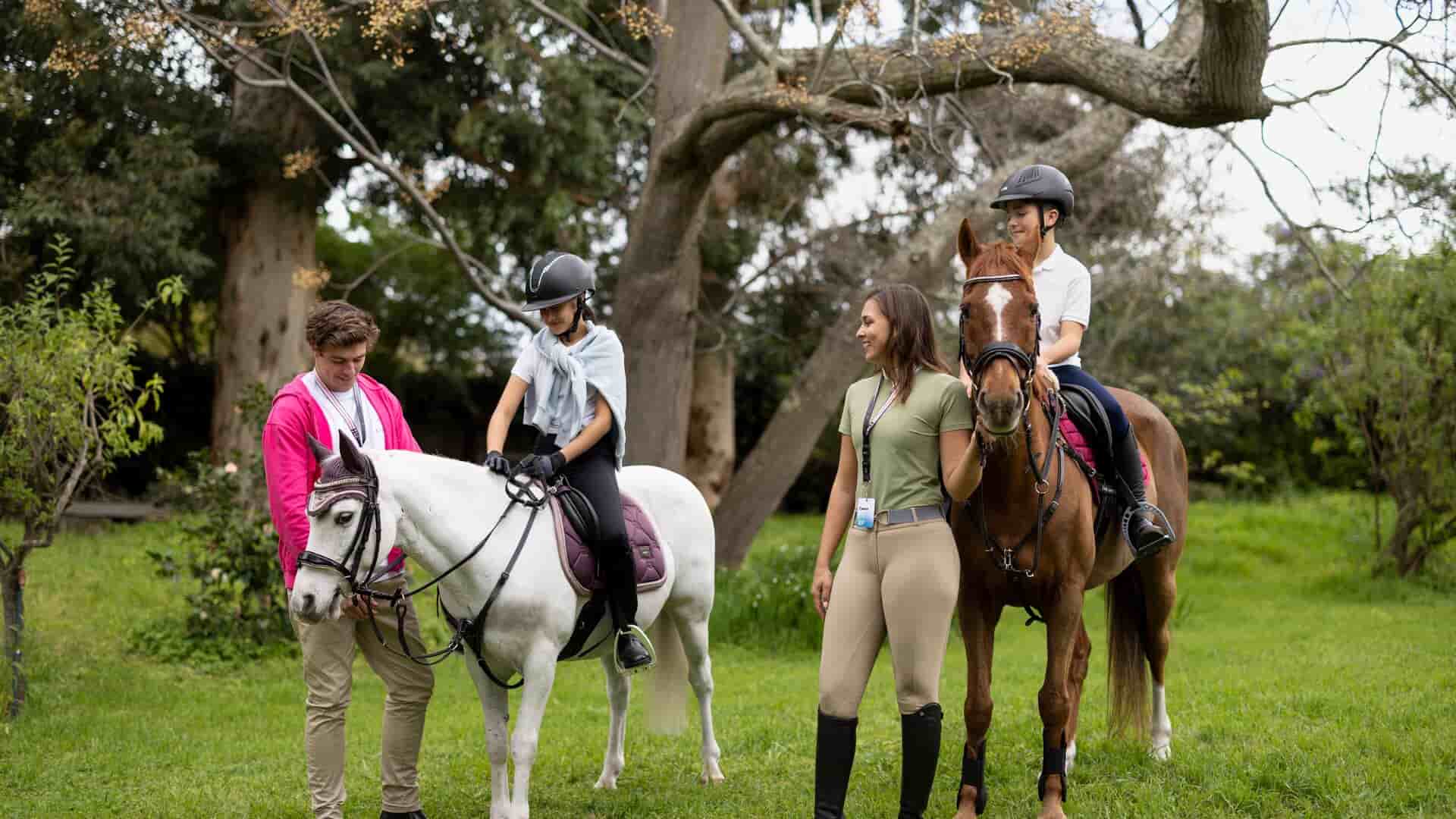 Horse Riding Camp a Brighton: la prima avventura all’estero ha un ritmo tutto suo