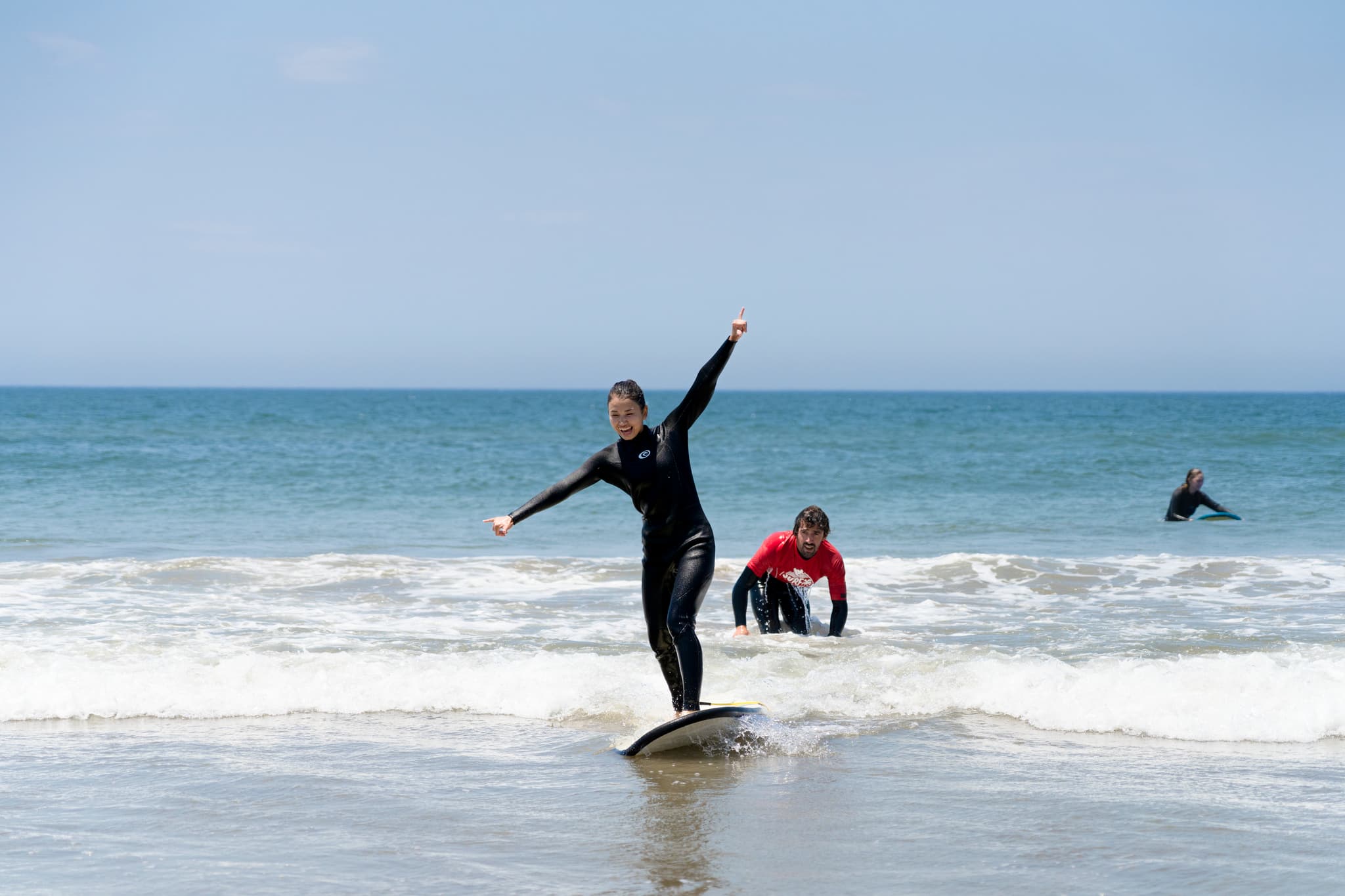 https://a.storyblok.com/f/286728423687045/2048x1365/0703c64eb2/syd_surfing.jpg