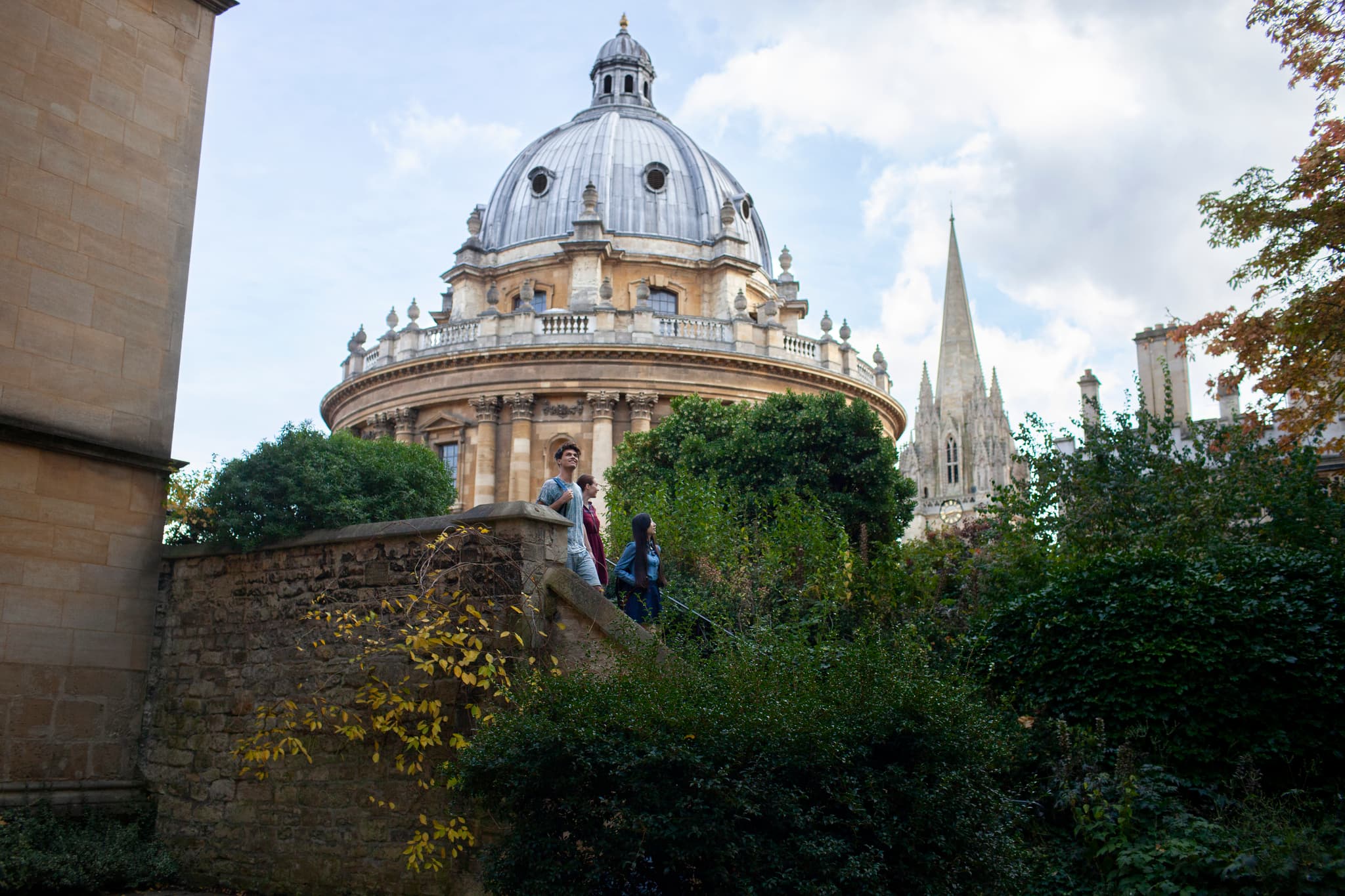 Oxford Magic, Værtsfamilie✨