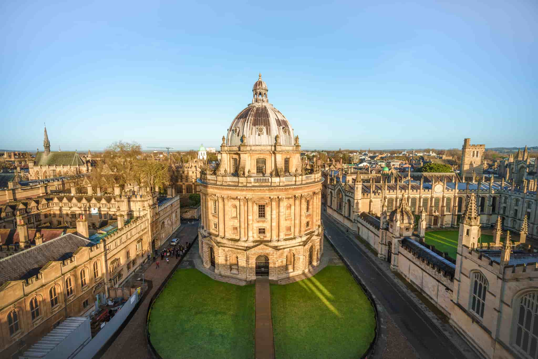 París, Roma y Oxford